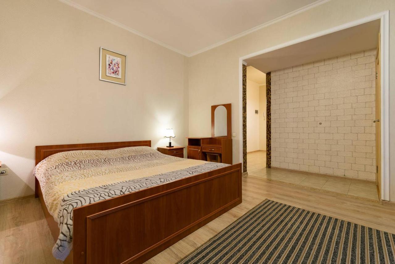 Nadezhda Apartment on Nauryzbay Batyra 37/1 Almatı Dış mekan fotoğraf